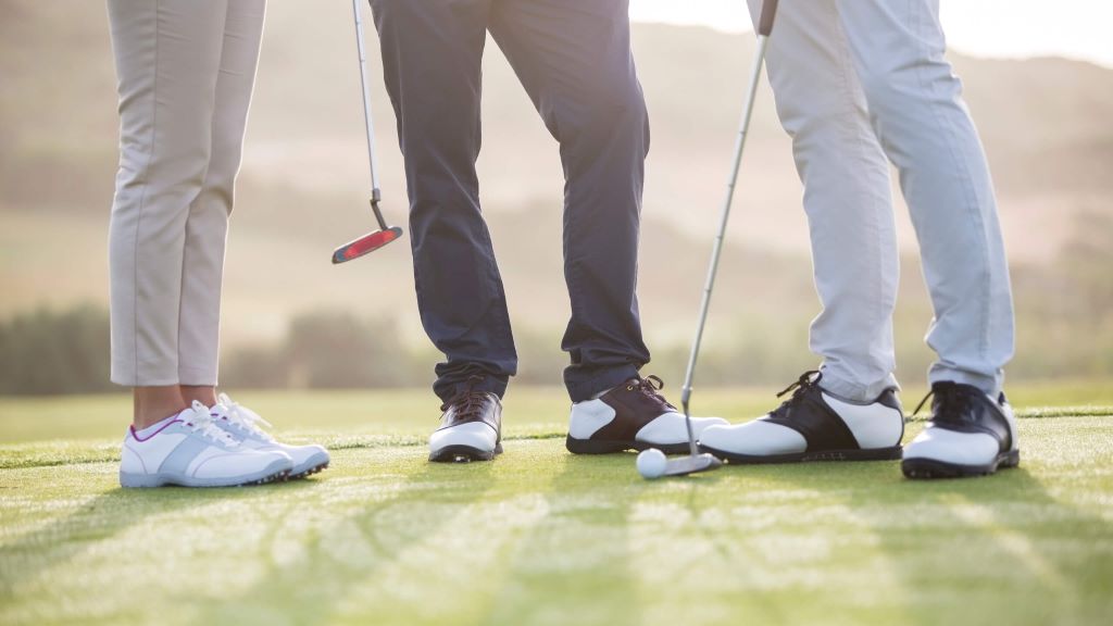 Choosing the Perfect Golf Shoes for the New Season